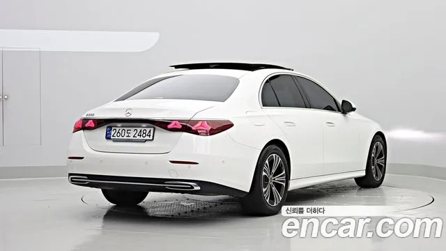 Mercedes-Benz E-Class W214 — Фото автомобиля 2