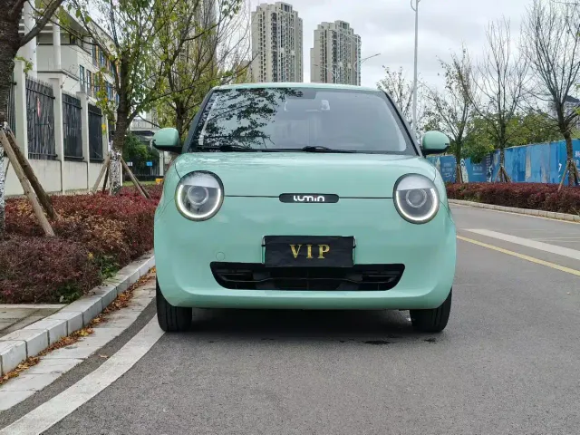 Changan Lumin — Фото автомобиля 2