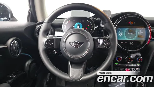MINI Cooper — Фото автомобиля 12