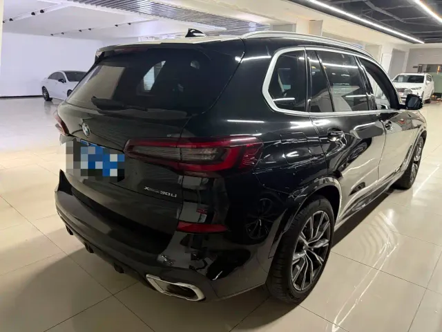 BMW X5 — Фото автомобиля 8