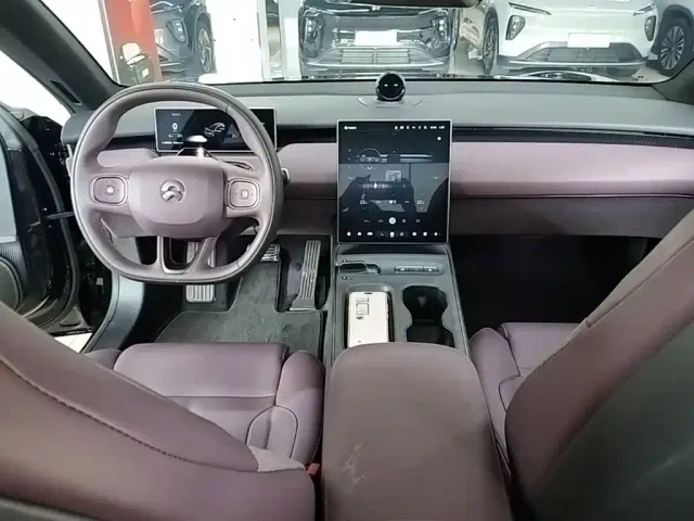 Nio ET5 Touring — Фото автомобиля 9