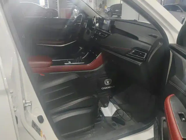 Changan CS75 — Фото автомобиля 8