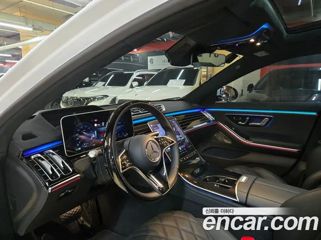 Mercedes-Benz S-Class — Фото автомобиля 15