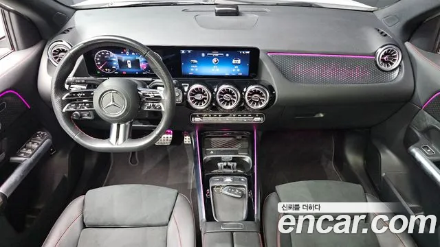 Mercedes-Benz GLA-Class H247 — Фото автомобиля 10