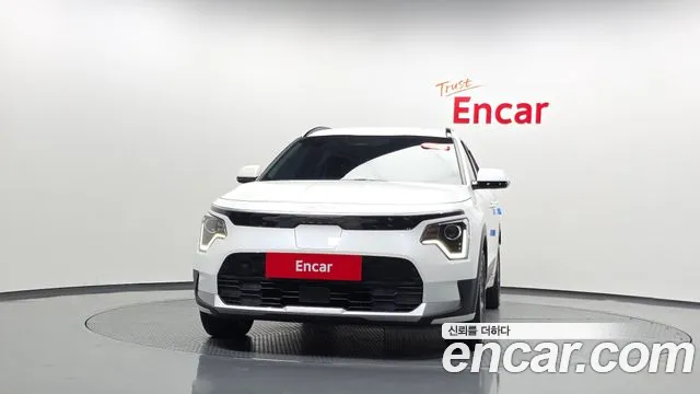 Kia Niro — Фото автомобиля 3