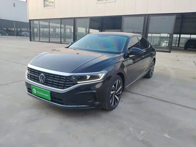 Фотография автомобиля — Volkswagen Passat
