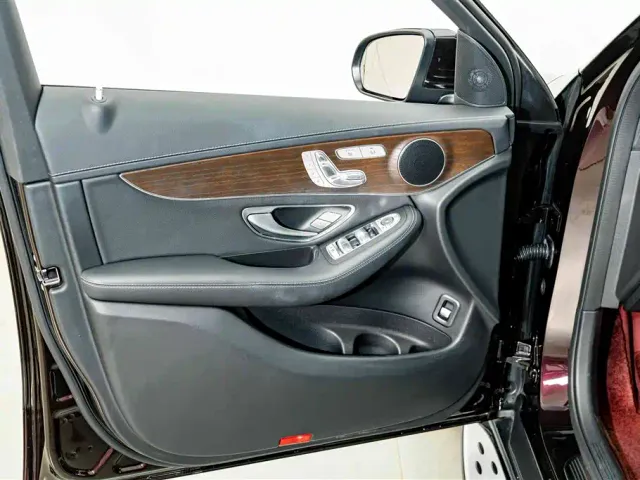 Mercedes-Benz GLC-Class — Фото автомобиля 16