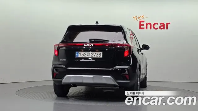 Kia Seltos New — Фото автомобиля 4