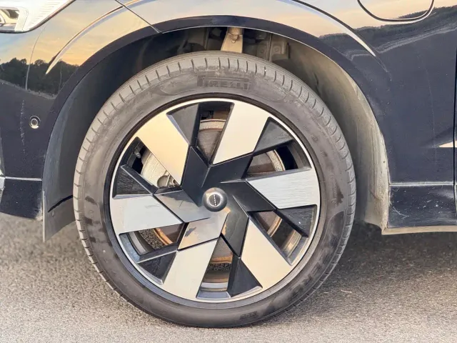 Volvo XC60 — Фото автомобиля 20