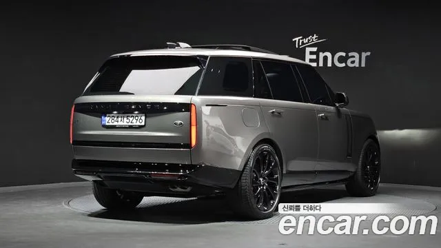 Land Rover Range Rover — Фото автомобиля 2