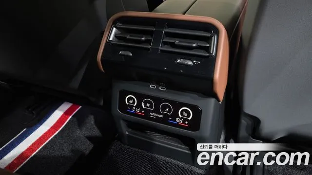 BMW 5 Series G60 — Фото автомобиля 24