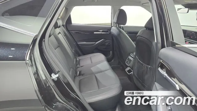 Kia Seltos Новый Seltos Бензин 1.6 турбо 2WD — Фото автомобиля 11