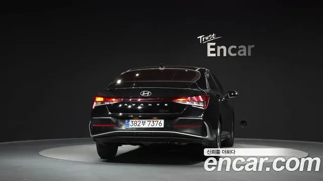Hyundai Avante CN7 — Фото автомобиля 4