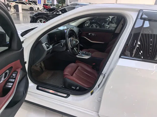 BMW i3 — Фото автомобиля 4