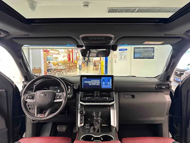 Toyota Land Cruiser — Фото автомобиля 20