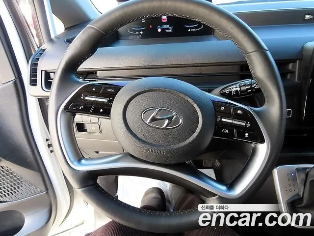 Hyundai Staria — Фото автомобиля 14
