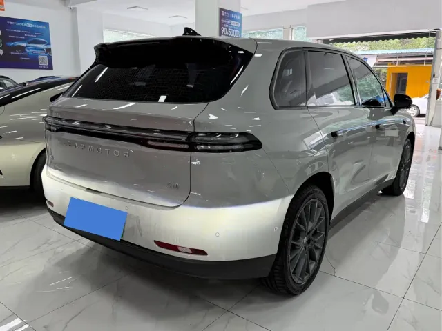 Leapmotor C10 — Фото автомобиля 9