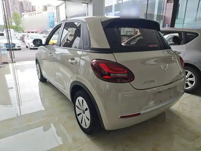 Wuling Bingo — Фото автомобиля 4