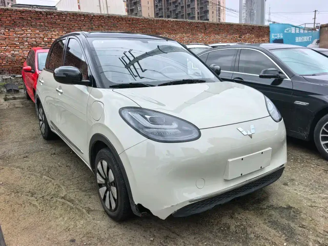 Wuling Bingo — Фото автомобиля 3