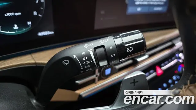 Hyundai Santa Fe MX5 — Фото автомобиля 28