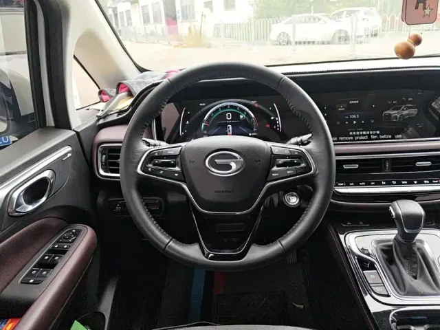 GAC Trumpchi M6 — Фото автомобиля 15