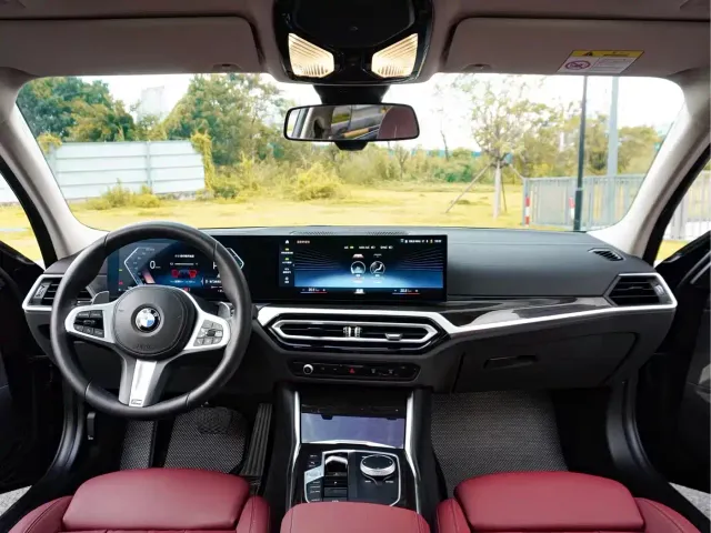 BMW 3 Series — Фото автомобиля 12