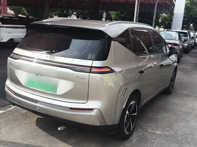 GAC Aion Y — Фото автомобиля 6