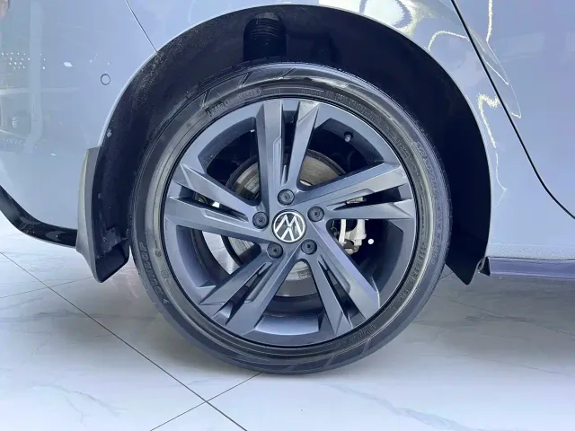 Volkswagen Golf — Фото автомобиля 19