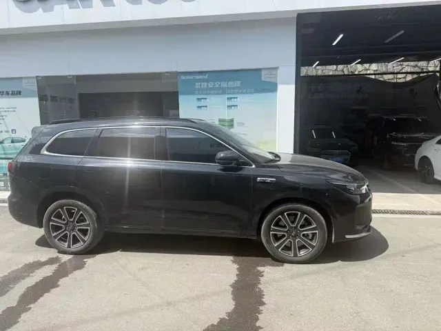 Aito M7 — Фото автомобиля 9