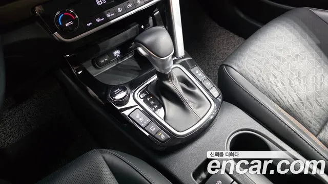 Kia Seltos — Фото автомобиля 9