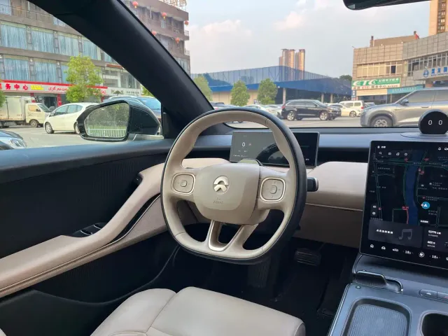 Nio ET5 Touring — Фото автомобиля 7