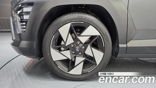 Hyundai Kona Kona (SX2) Бензин 1.6 турбо 2WD — Фото автомобиля 5