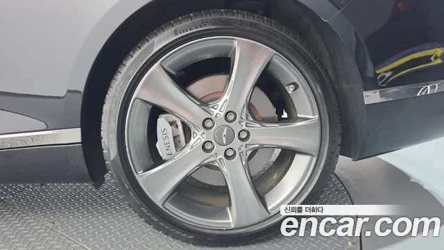 Genesis G80 RG3 — Фото автомобиля 6