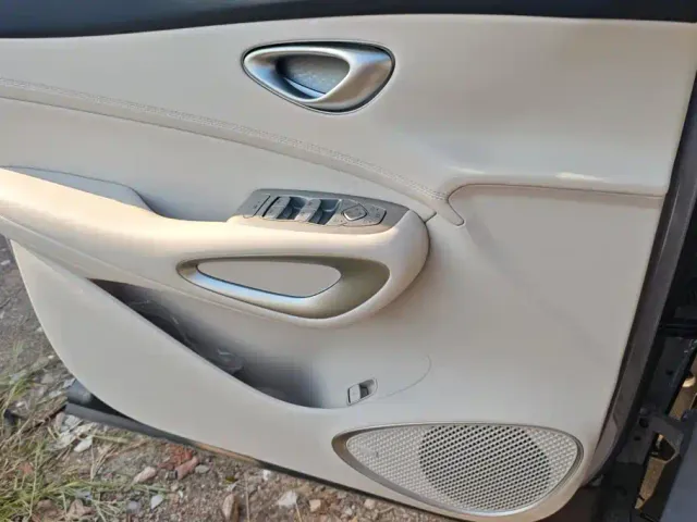 BYD Seal 05 DM-i — Фото автомобиля 7