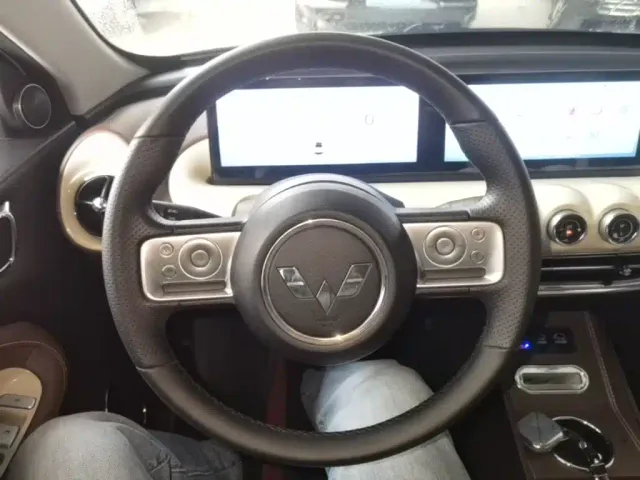 Wuling Bingo — Фото автомобиля 10