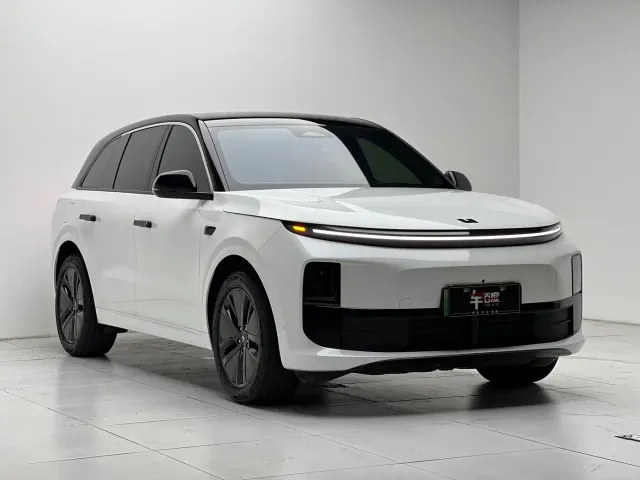 Li Auto L6 — Фото автомобиля 3