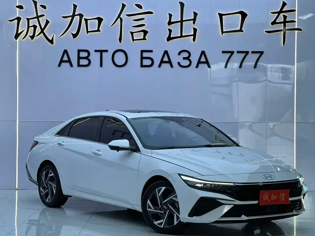 Hyundai Elantra — Фото автомобиля 3