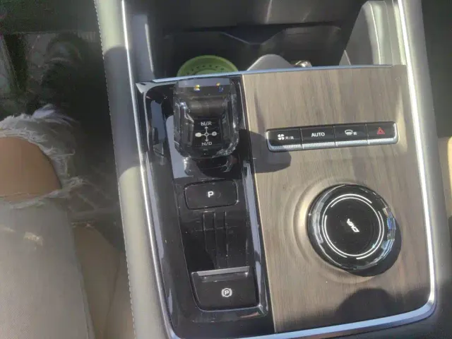 Geely Xingyue L — Фото автомобиля 10