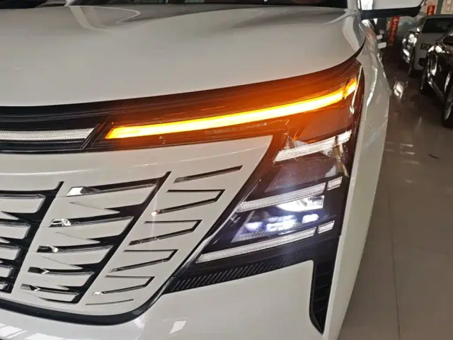 Changan CS75 Plus — Фото автомобиля 23