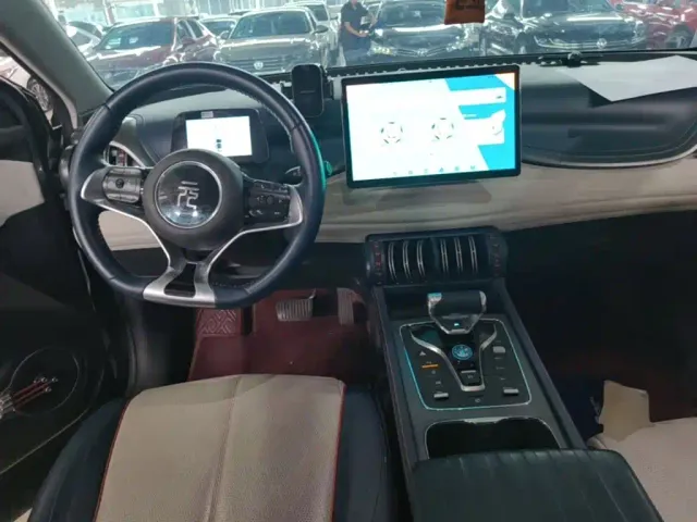 BYD Yuan PLUS — Фото автомобиля 9