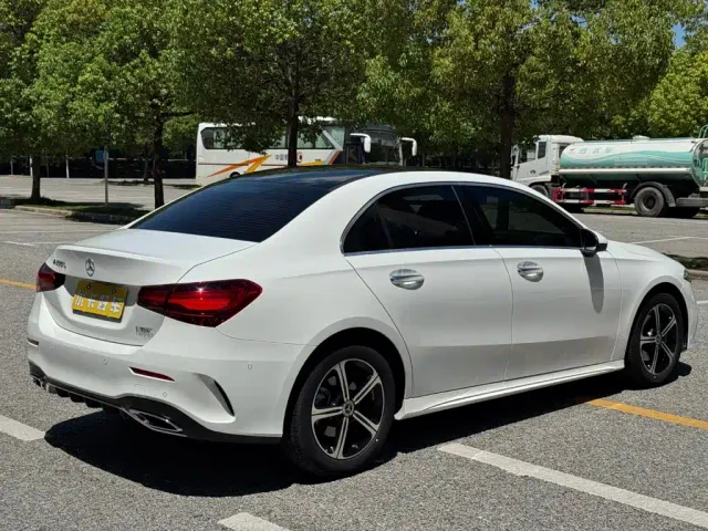 Mercedes-Benz A-Class — Фото автомобиля 5