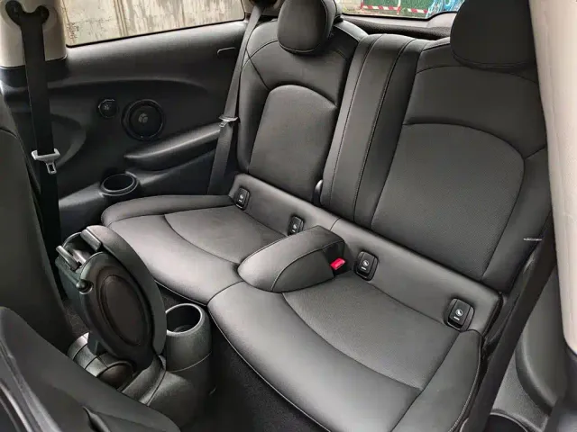 MINI Hatch — Фото автомобиля 8
