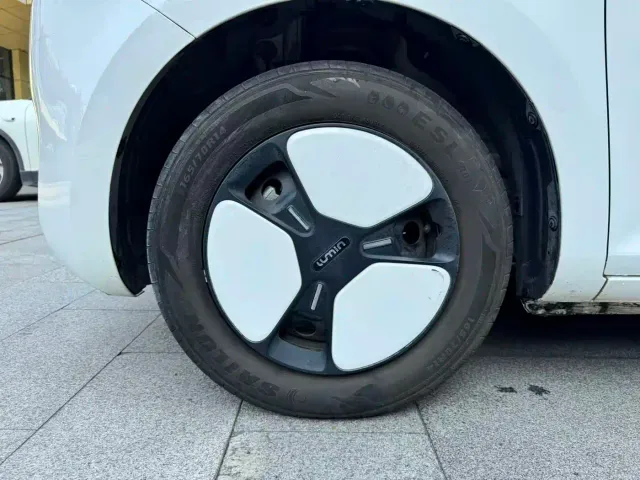 Changan Lumin — Фото автомобиля 14