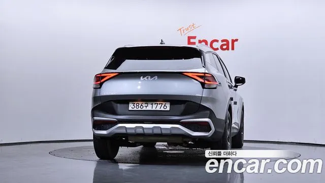 Kia Sportage Sportage 5-е поколение Бензин 1.6 турбо 2WD — Фото автомобиля 2