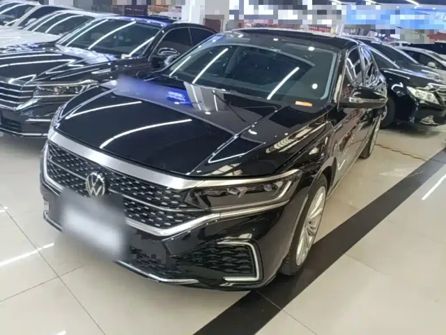 Фотография автомобиля — Volkswagen Passat