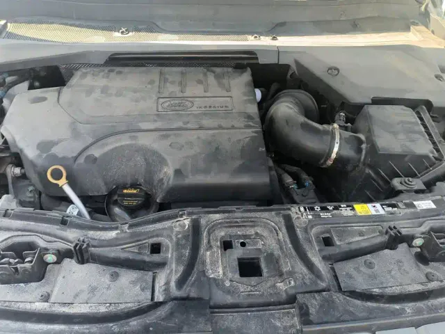 Land Rover Discovery Sport — Фото автомобиля 10