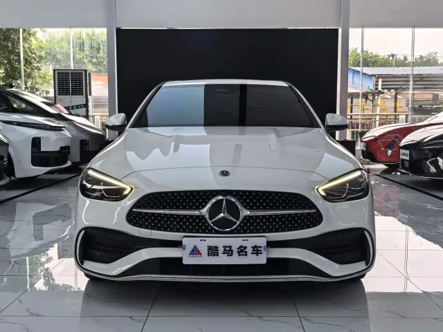 Mercedes-Benz C-Class — Фото автомобиля 2
