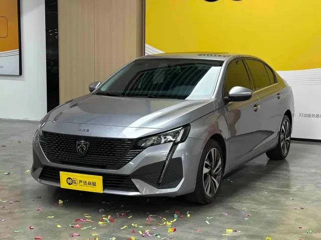 Фотография автомобиля — Peugeot 408