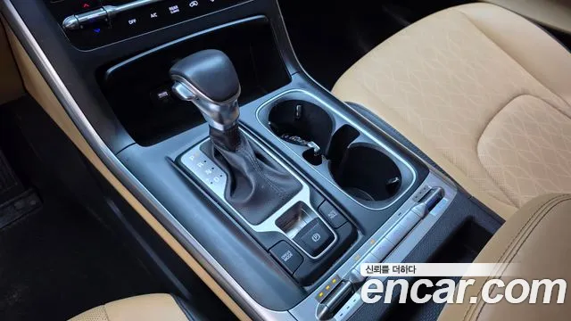Kia Carnival 4th Gen — Фото автомобиля 12