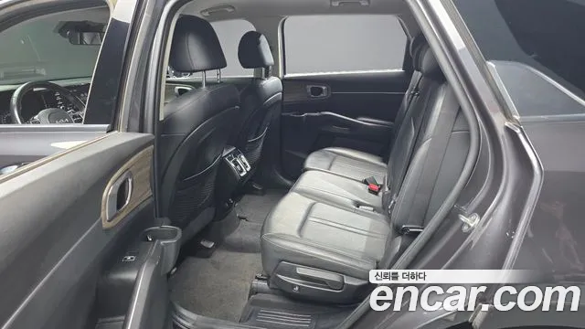 Kia Sorento Sorento 4-е поколение Дизель 2.2 2WD — Фото автомобиля 12